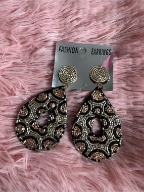 Beaded Teardrop Earrings in Gold and Black